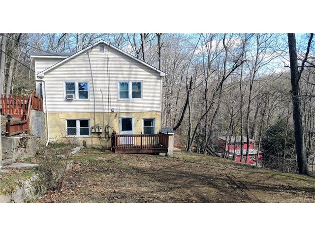 25 B Little Punkup Road, Oxford, CT 06478