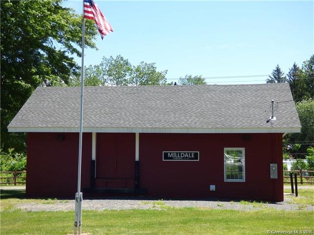 471 Canal St, Southington, CT 06479