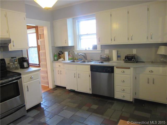 91 Carter Ln, Southington, CT 06479