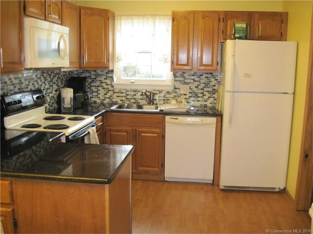 2 Carter Hts, Southington, CT 06479