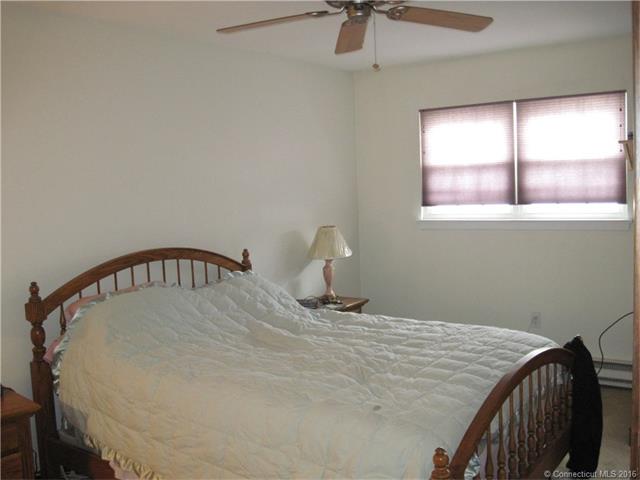 2 Carter Hts, Southington, CT 06479