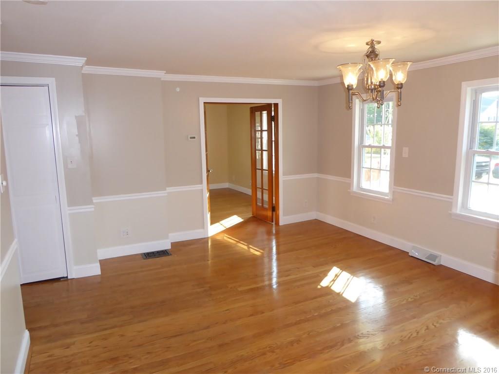 50 OLD MILL Rd, Southington, CT 06479