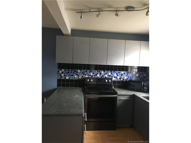 24 Carter Hts, Southington, CT 06479