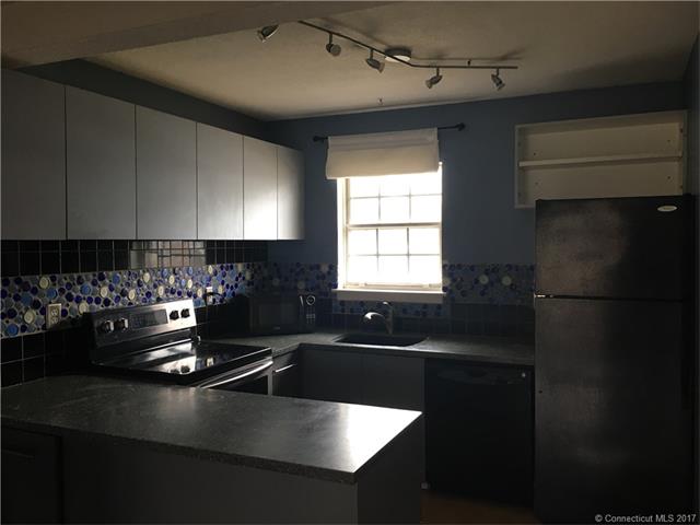 24 Carter Hts, Southington, CT 06479