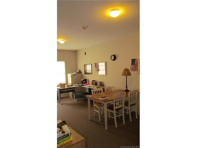 1Brush Pasture Ln #206, Portland, CT 06480