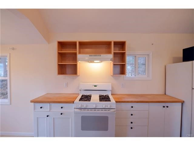 7 Oak Trail, Newtown, CT 06482