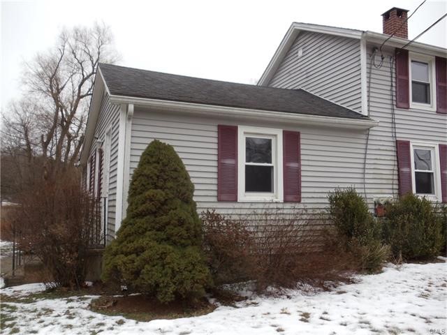 46 Riverside Road, Newtown, CT 06482