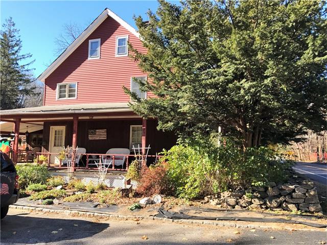 50 Berkshire Road, Newtown, CT 06482