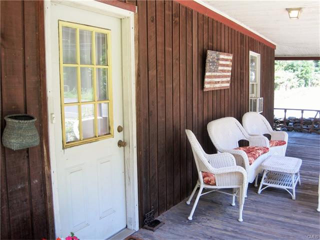 50 Berkshire Road, Newtown, CT 06482