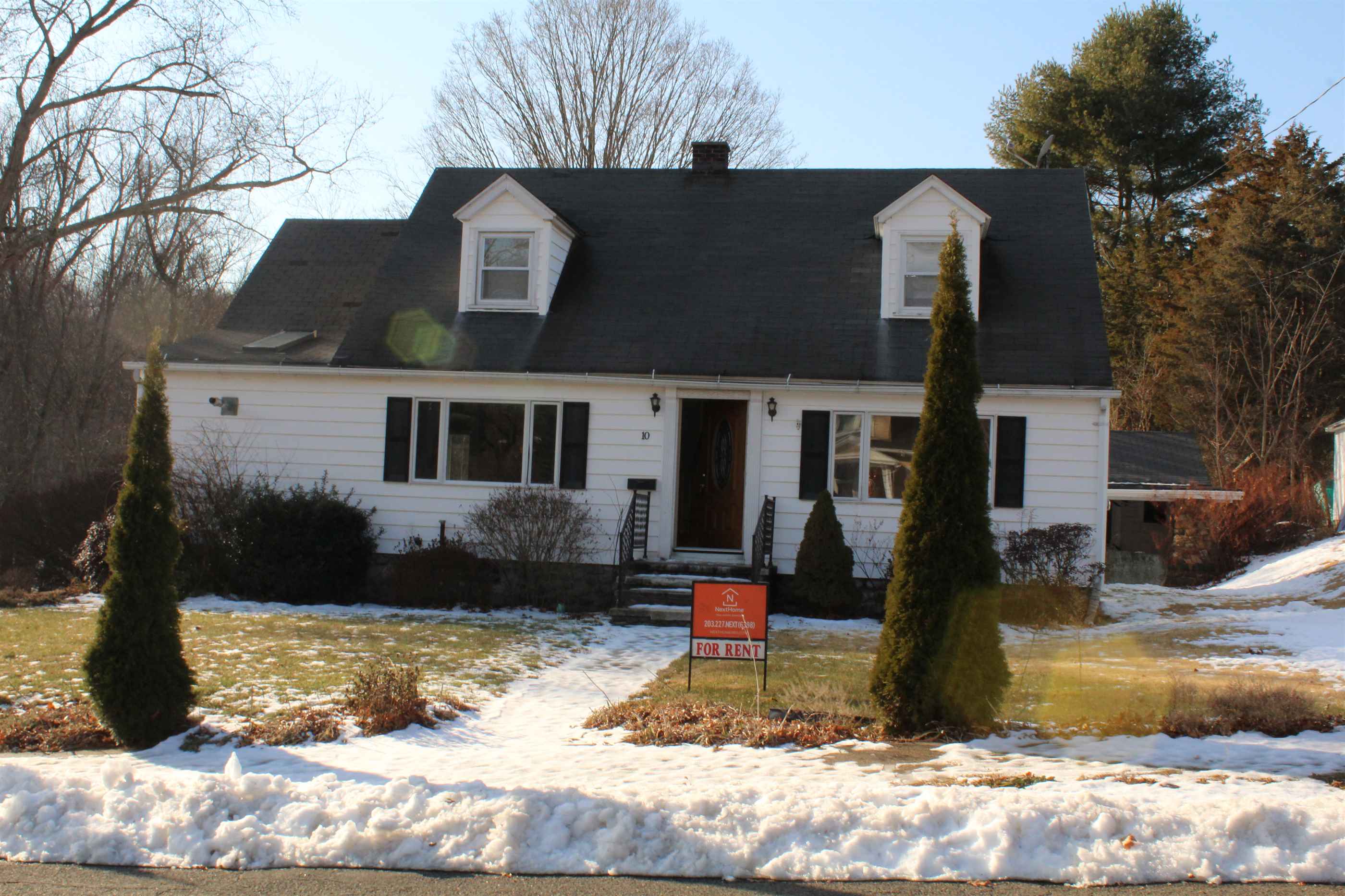 10 Emma Street, Seymour, CT 06483