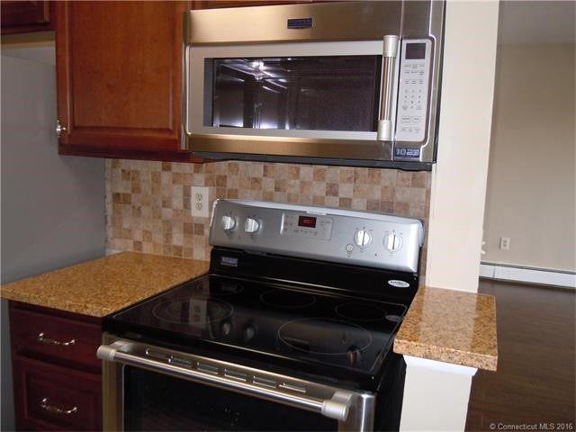 21Balance Rock Rd #5, Seymour, CT 06483