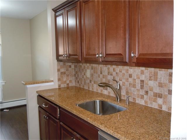 21Balance Rock Rd #5, Seymour, CT 06483