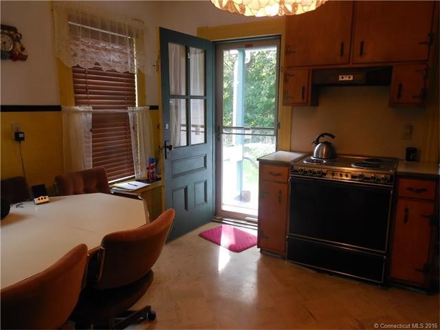 120Derby Ave, Seymour, CT 06483