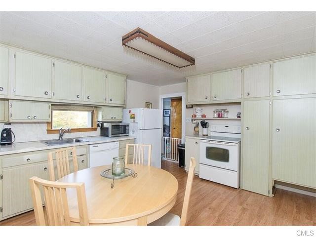 151 South Main Street, Seymour, CT 06483