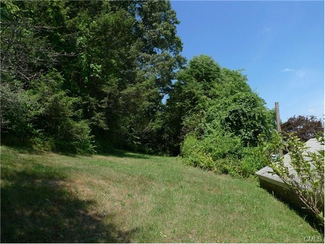 4 Karlak Street, Seymour, CT 06483