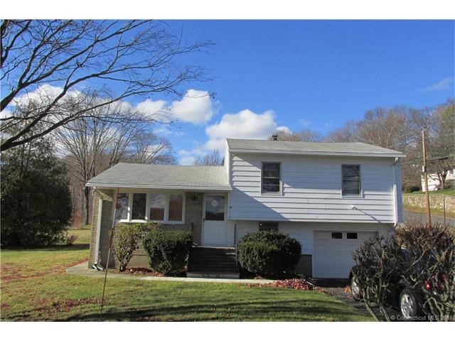 61Skokorat St, Seymour, CT 06483