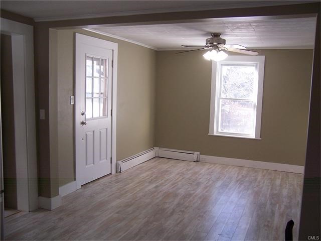 17 Spring Street, Seymour, CT 06483