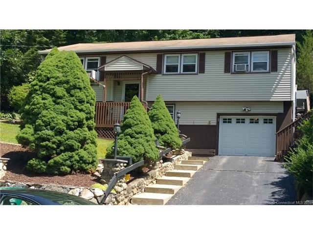 25Emma St, Seymour, CT 06483