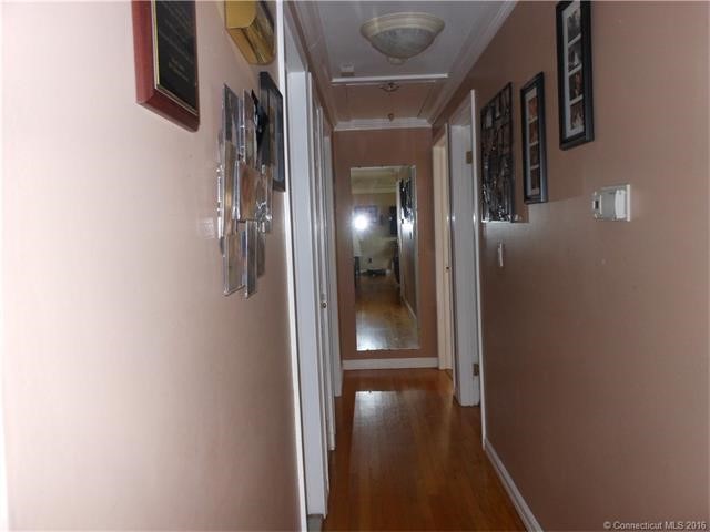 25Emma St, Seymour, CT 06483