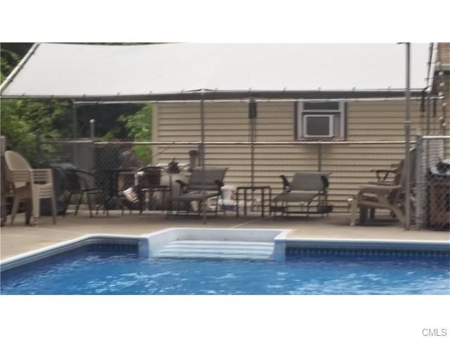 25 Emma Street, Seymour, CT 06483