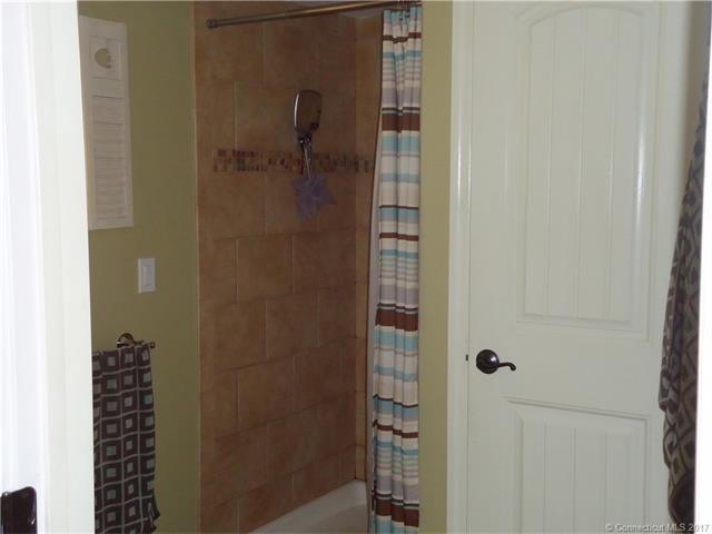 136 West Church St, Seymour, CT 06483