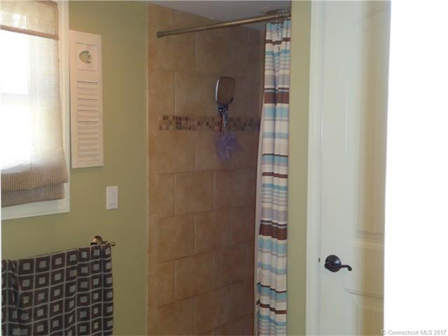 136 West Church St, Seymour, CT 06483