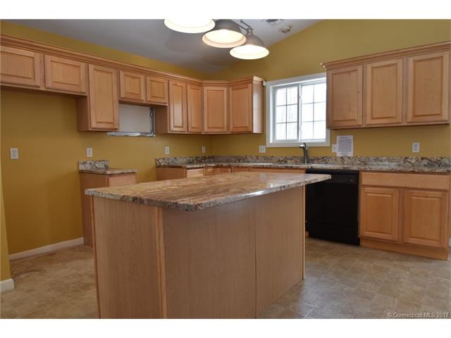 3 Falls View Rd, Seymour, CT 06483