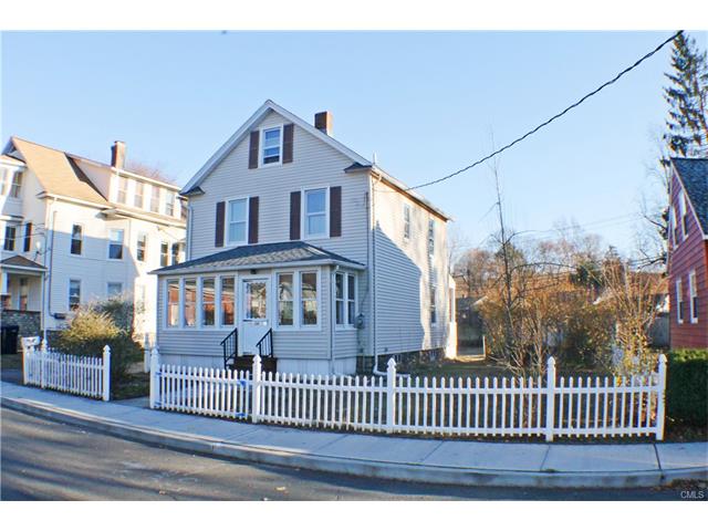 34 Roberts Street, Seymour, CT 06483