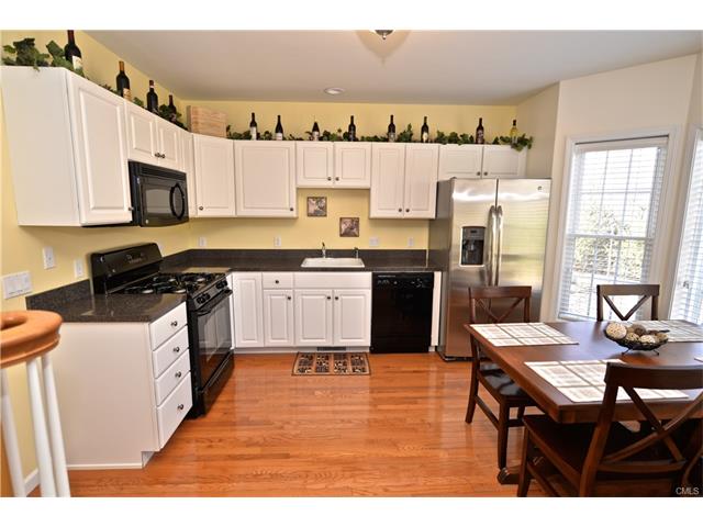 33 Great Oak Ridge Way, Seymour, CT 06483