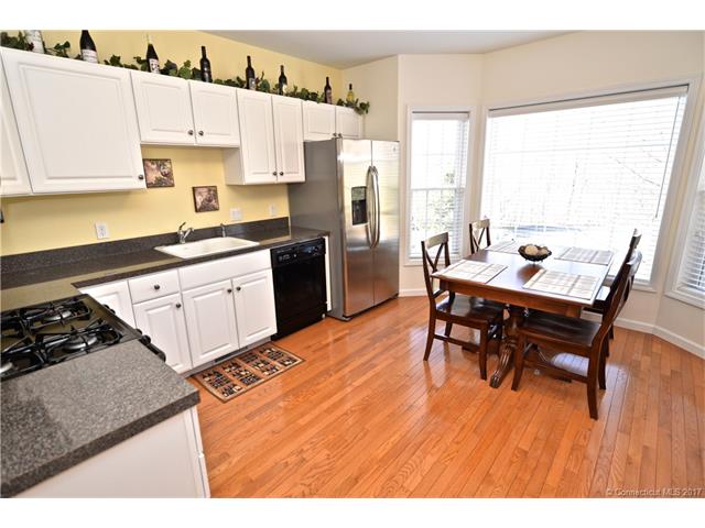 33 Great Oak Ridge Way, Seymour, CT 06483