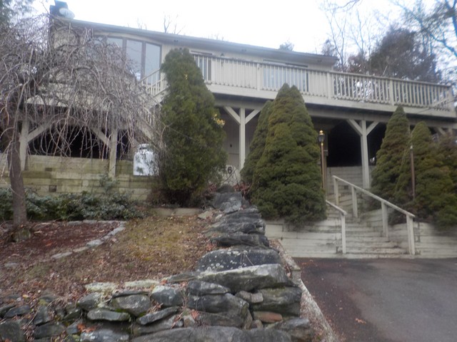 6 Rennay RdSeymour, CT, 06483New Haven County