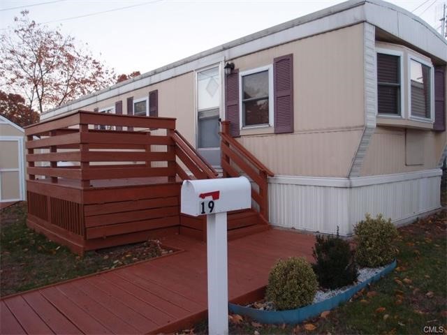 19 2nd Avenue, Shelton, CT 06484