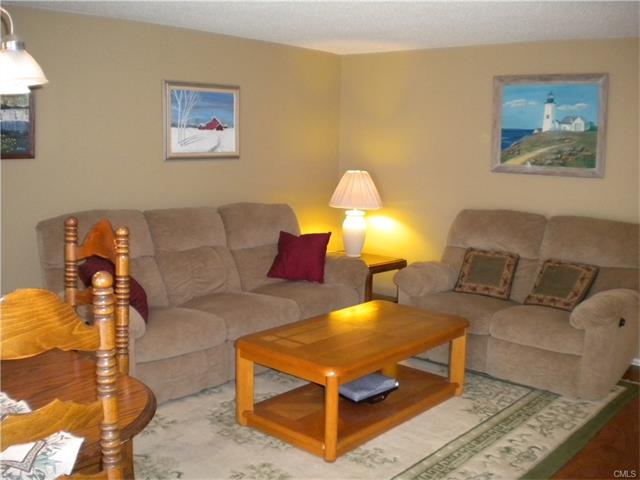 44 Heather Ridge, Shelton, CT 06484