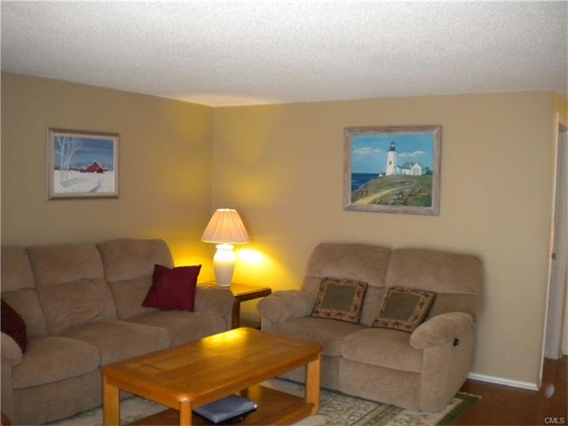44 Heather Ridge, Shelton, CT 06484