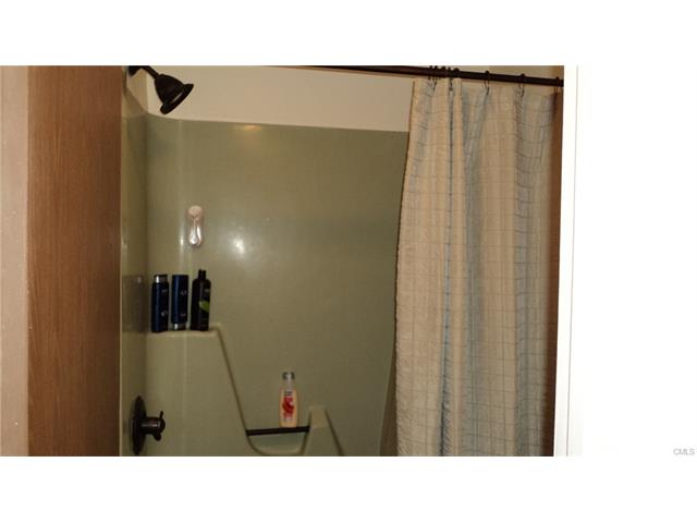 7 Heather Ridge, Shelton, CT 06484
