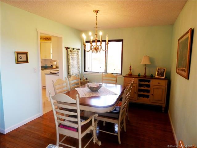 272Heritage Vlg #D, Southbury, CT 06488