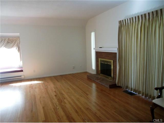 696 Heritage Village, Southbury, CT 06488