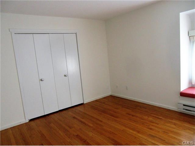 696 Heritage Village, Southbury, CT 06488