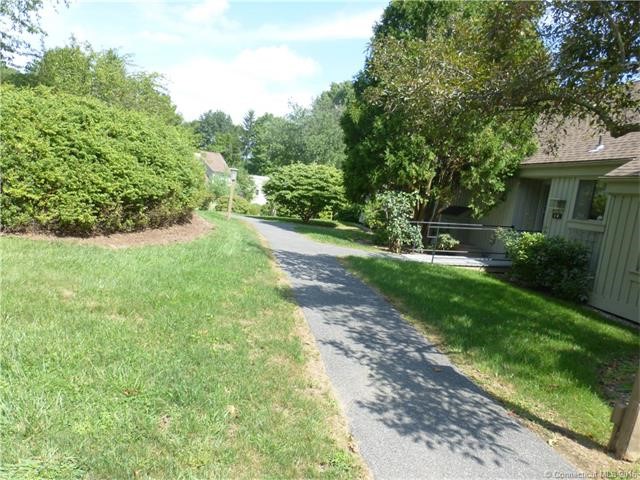 8Heritage Vlg #A, Southbury, CT 06488