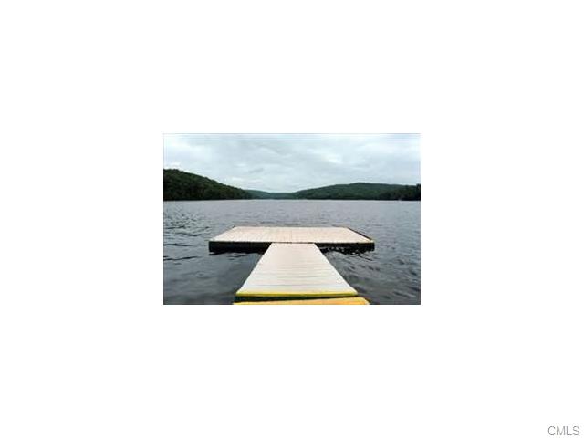 920 River Road, Southbury, CT 06488