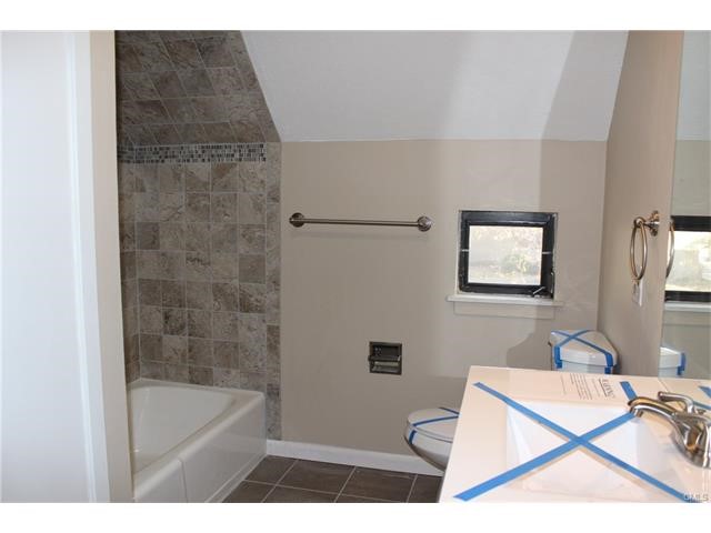 494 Heritage Village, Southbury, CT 06488