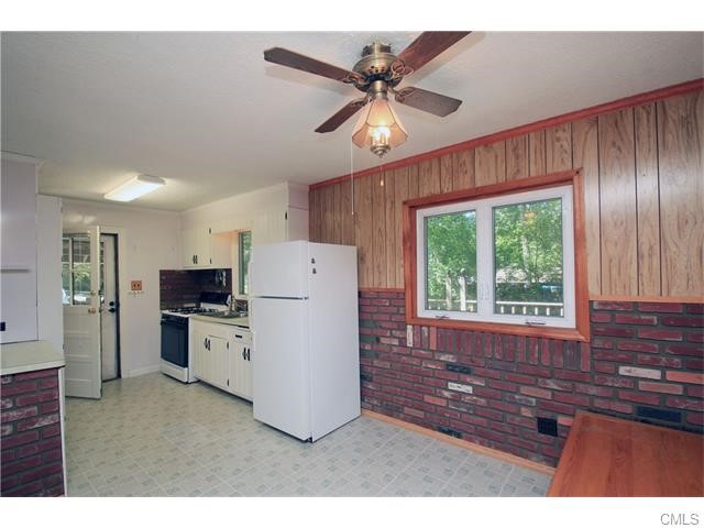 55 White Birch Drive, Southbury, CT 06488