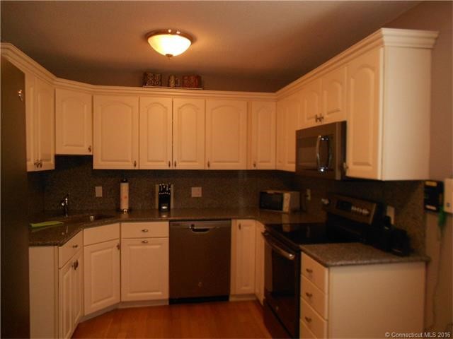 14Heritage Cir #C, Southbury, CT 06488