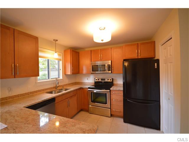 145 B Heritage Village, Southbury, CT 06488