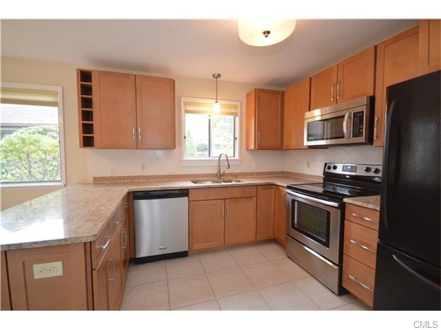 145 B Heritage Village, Southbury, CT 06488