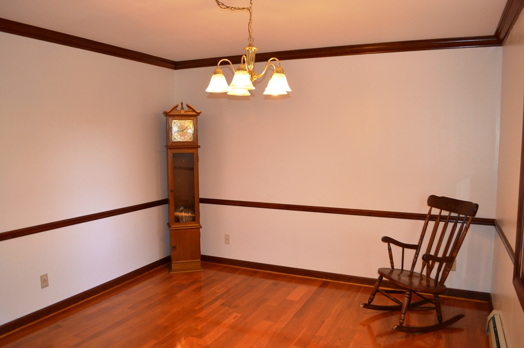 799 Jeremy Swamp Rd, Southbury, CT 06488
