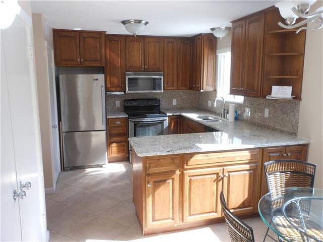 445Heritage Vlg #A, Southbury, CT 06488