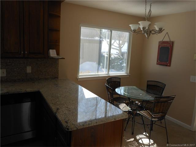 445Heritage Vlg #A, Southbury, CT 06488