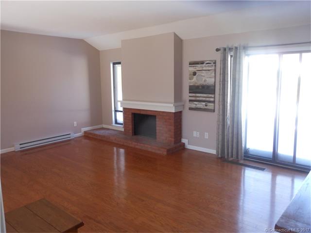 445Heritage Vlg #A, Southbury, CT 06488