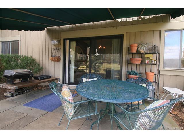 32Heritage Vlg #A, Southbury, CT 06488